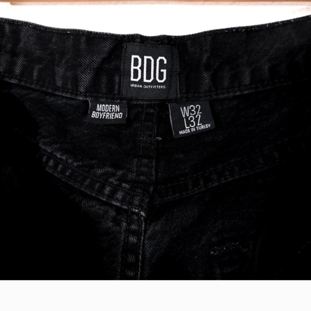 URBAN OUTFITTERS BDG Modern Boyfriend Womens Jeans Black Oversized 32